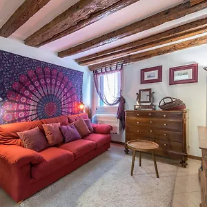 Piccolo - Cozy In The Heart Of Authentic Venedig